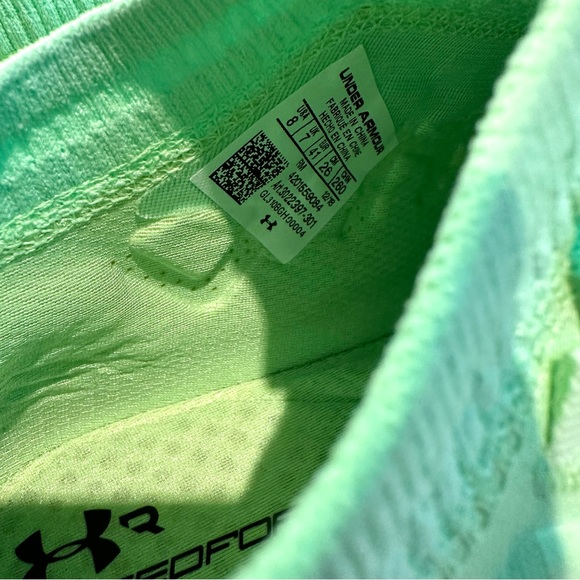 Under Armour UA HOVR Phantom - Highlighter Lime Green - Picture 12 of 14